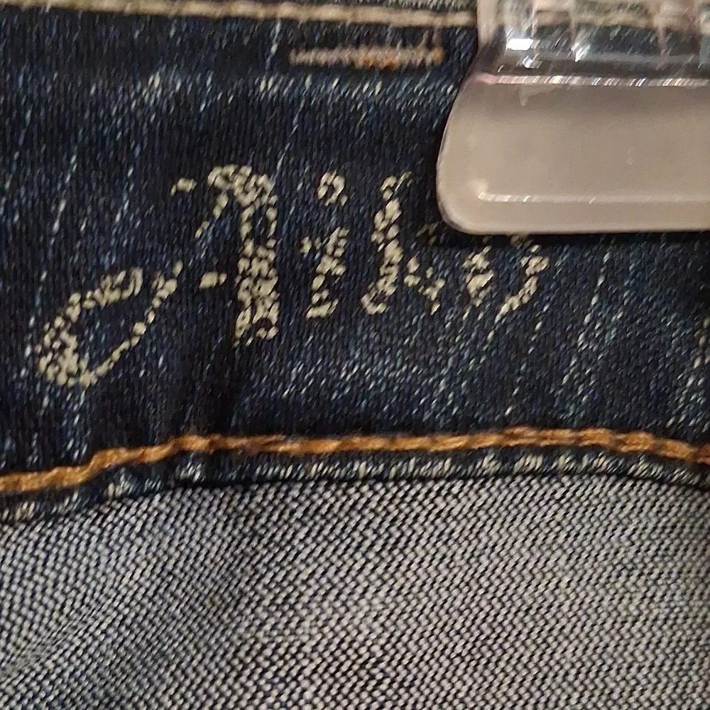 Silver Jeans Size 32/35 - Picture 8 of 13